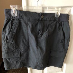 Athleta Skort with 6 pockets Size 10